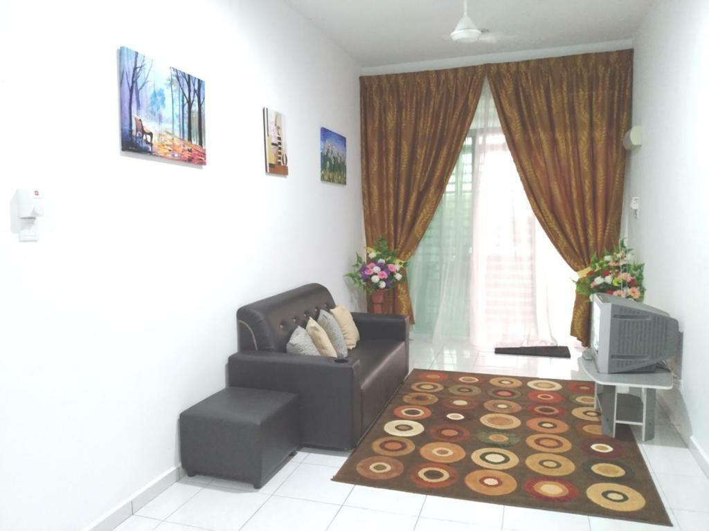 Wany Homestay & Guest House Σουνγκάϊ Πετάνι Εξωτερικό φωτογραφία